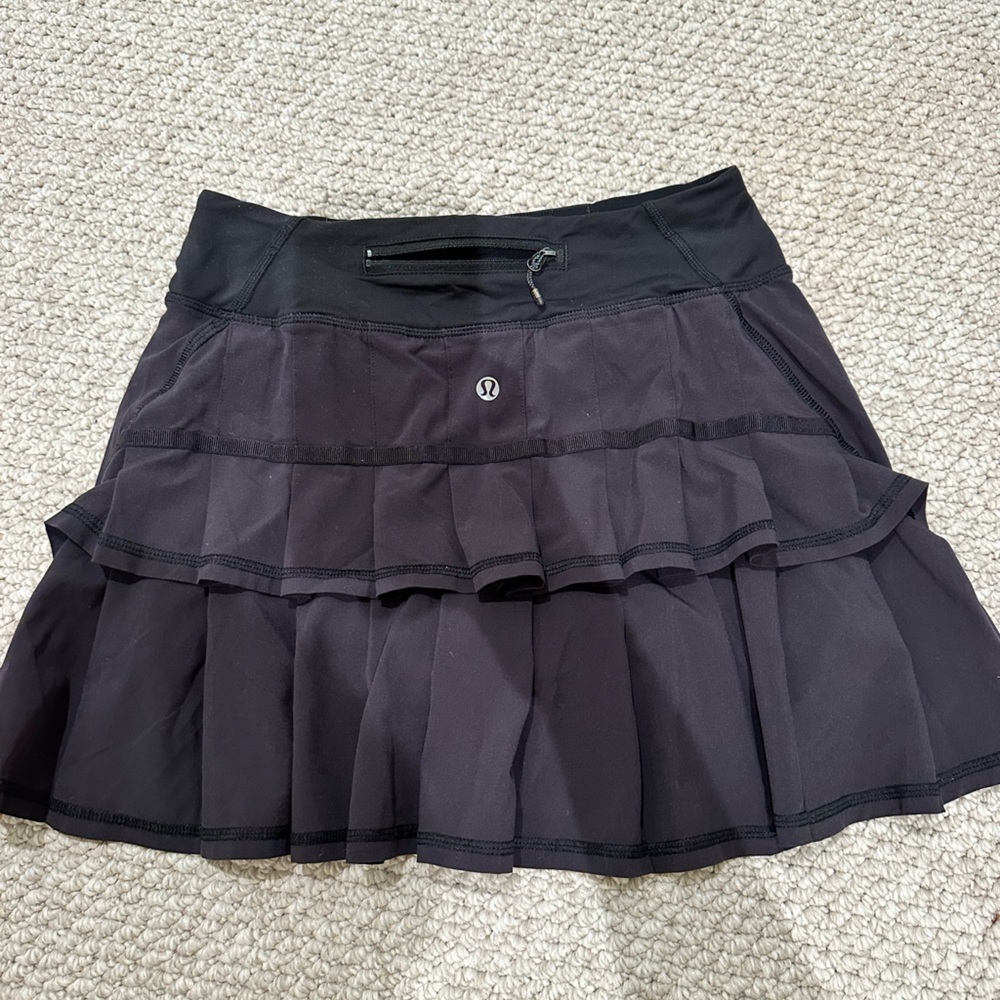 Lululemon mini skirt!